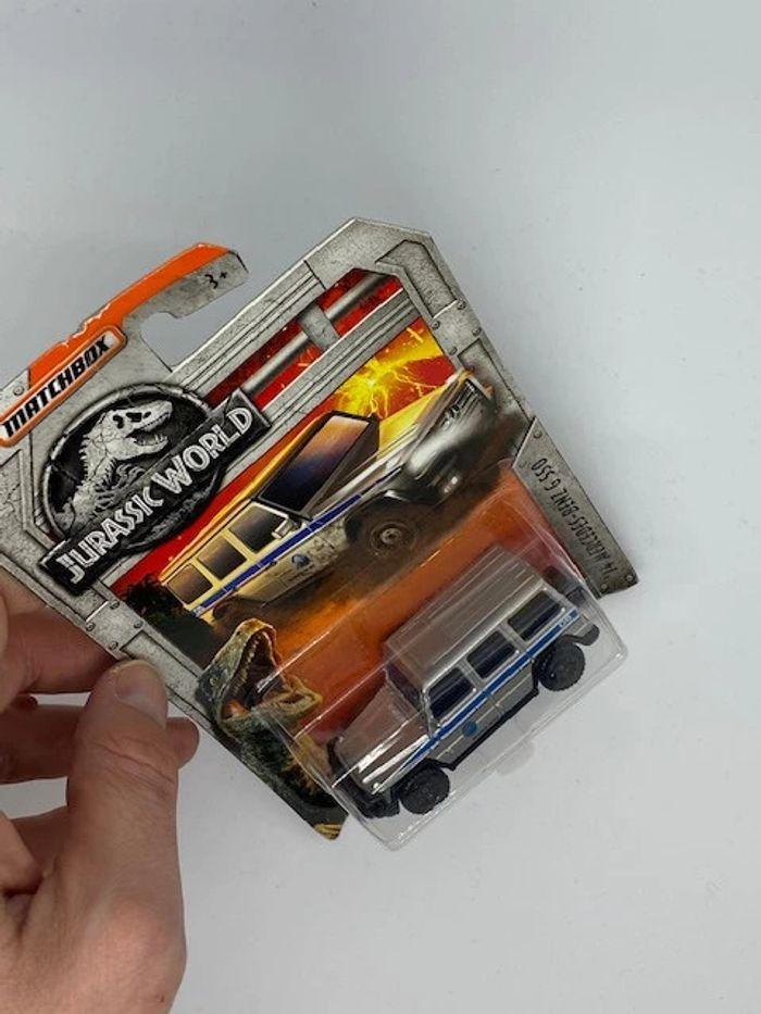 Voiture Matchbox Jurassic World - Mercedes Benz G550 - Mattel 2018 - photo numéro 2