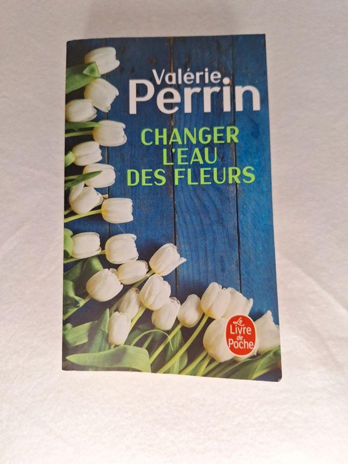 Libre Valérie perrin changer l eau des fleurs - photo numéro 1