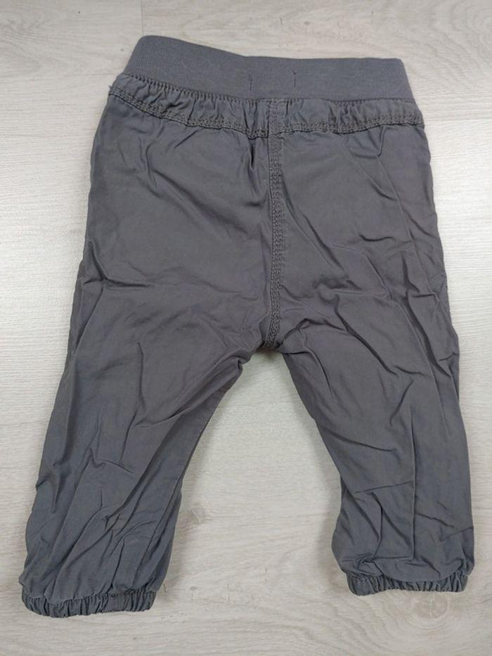 Pantalon gris 68 cm - photo numéro 2