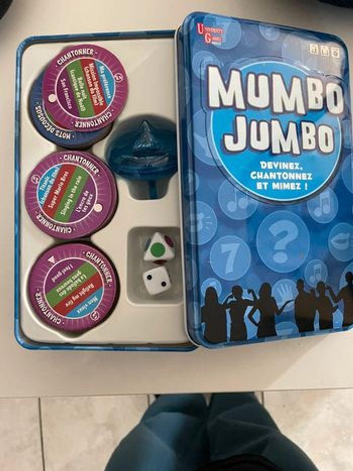 Mumbo jumbo : devinez, chantonnez et mimez - photo numéro 1