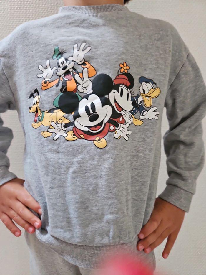 Pull kiabi Mickey tout doux - photo numéro 2