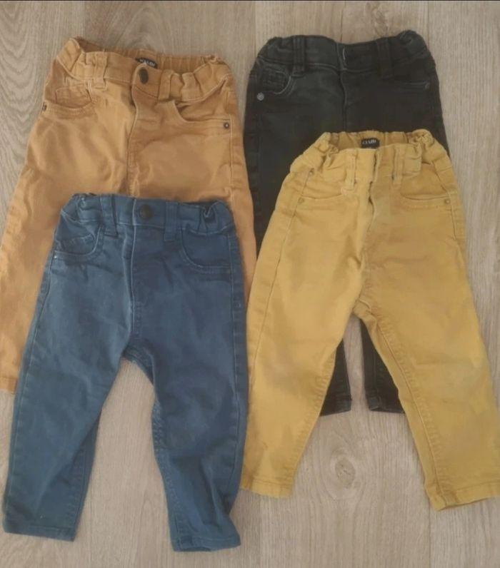 Lot de 4 jeans skinny/slim 18 mois - photo numéro 1