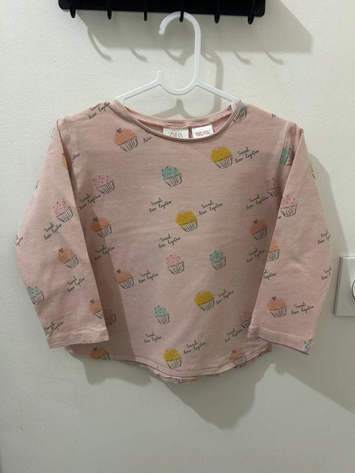 T-shirt manche longue cupcake vieux rose Zara 18/24 mois 92cm - photo numéro 1