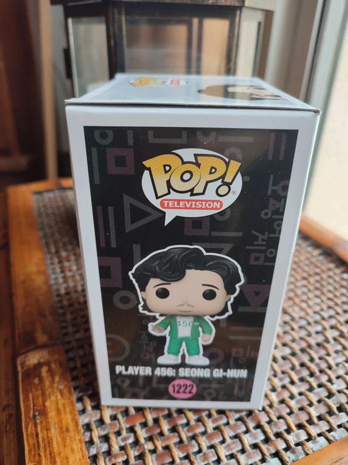 Squid game 1222 Netflix funko pop player 546 seong gi hun - photo numéro 5