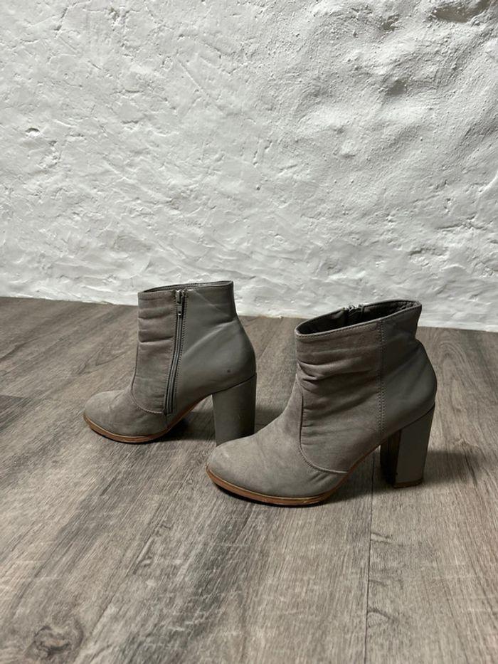 Bottines suédine et cuir avec fermeture - photo numéro 3