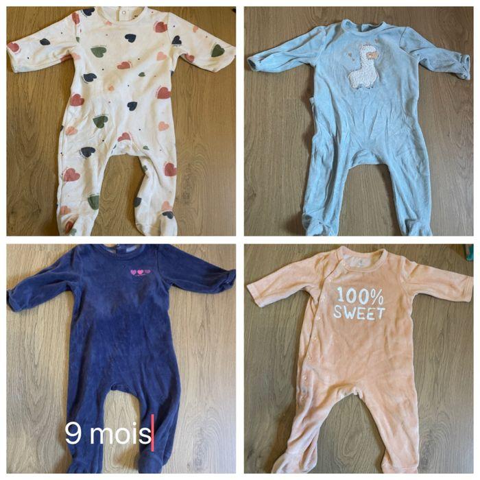 Lot pyjamas - grenouillères 9 mois - photo numéro 2