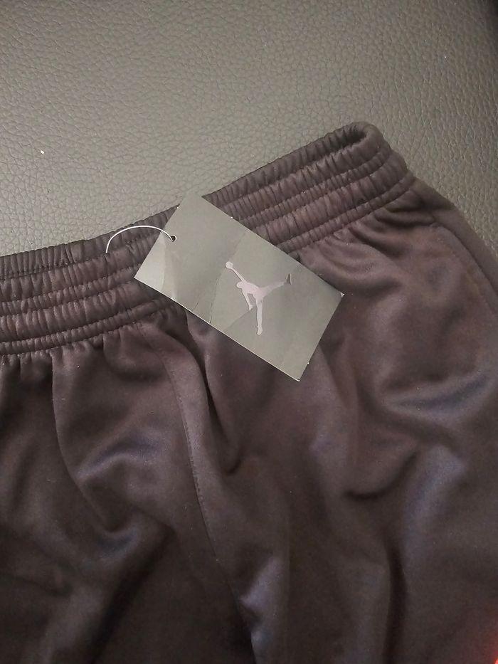 Pantalon de survêtement jordan neuf - photo numéro 3