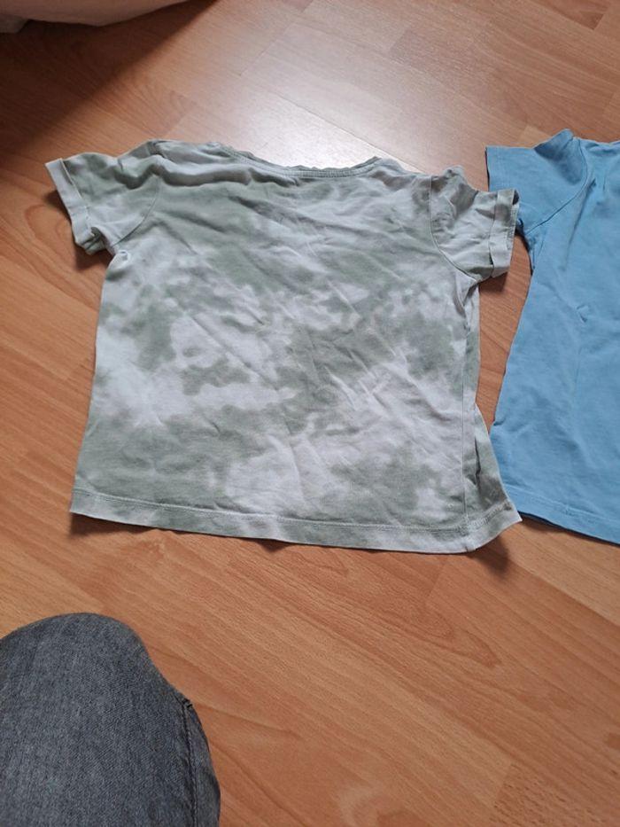 Lot de 2 t-shirts Primark 7-8 ans - photo numéro 8