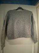 Pull court gris