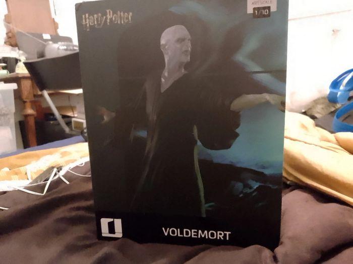 Statue Voldemort Harry Potter - photo numéro 1