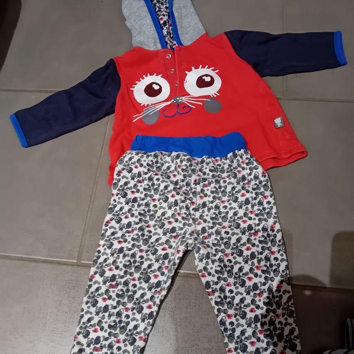 Ensemble pull avec capuche et pantalon bebe garçon