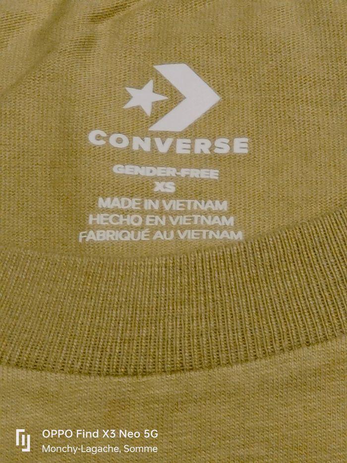 T-shirt XS converse 3€ -50% dès 2 achetés - photo numéro 2