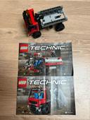 Lego technic camion à crochet 42084