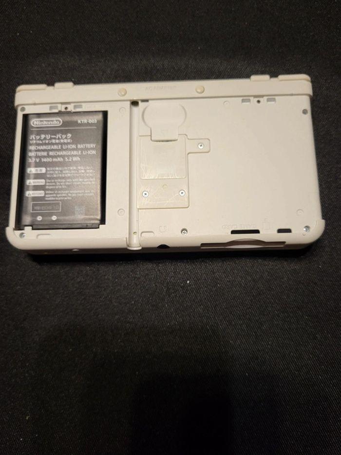 New Nintendo 3ds écran inférieur noir - photo numéro 3