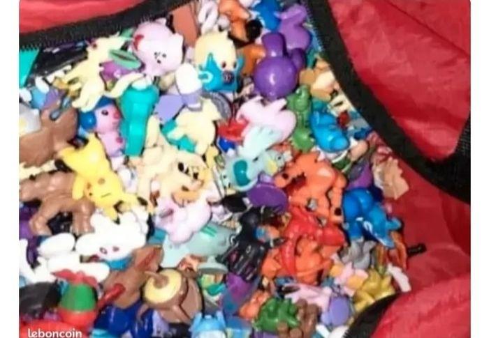 Lot de 144 figurines style Pokémon  33 €  NEUVES - photo numéro 3