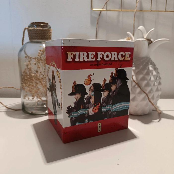 Manga fire force coffret Thermos - photo numéro 2