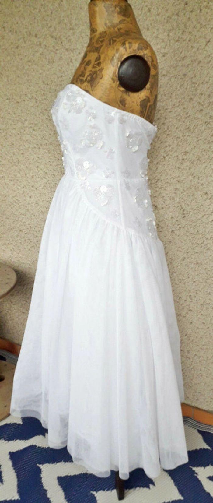 Robe de mariée, princesse, tulle/ perle, ASOS, 38  Neuve - photo numéro 1