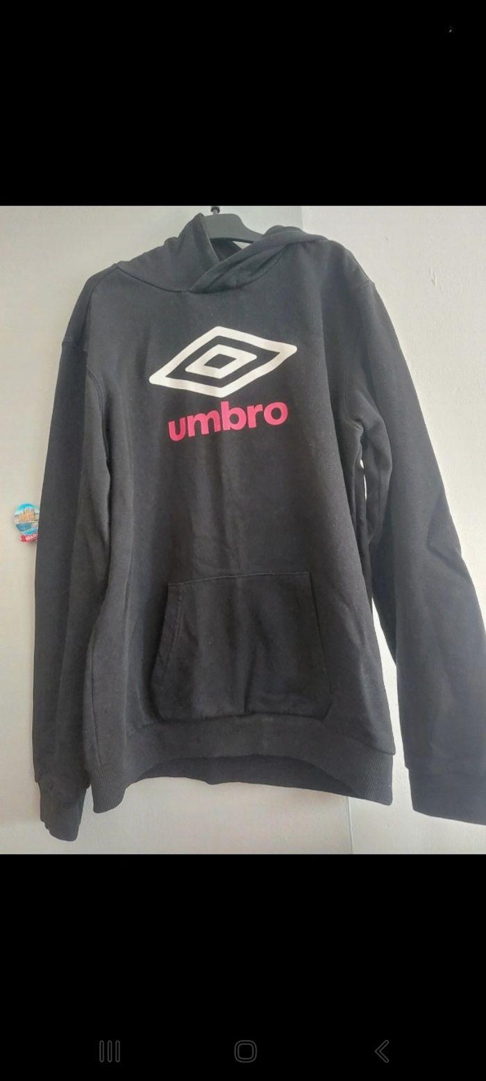 Sweat à capuche umbro