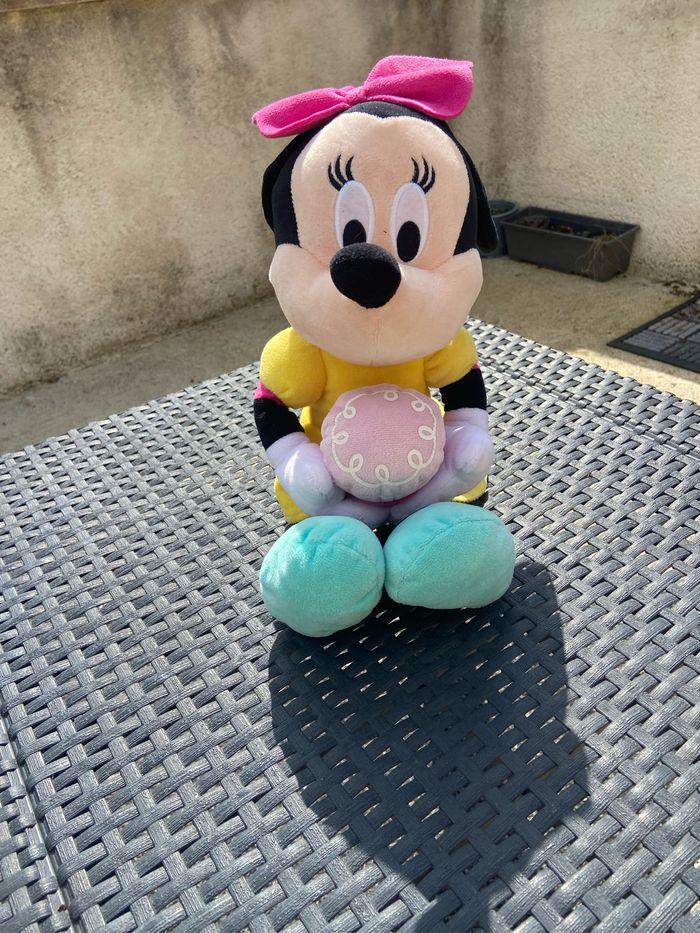 Peluche Minnie - photo numéro 1