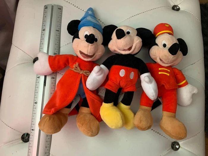 Ensemble de 3 peluche collector Mickey Disney . - photo numéro 1