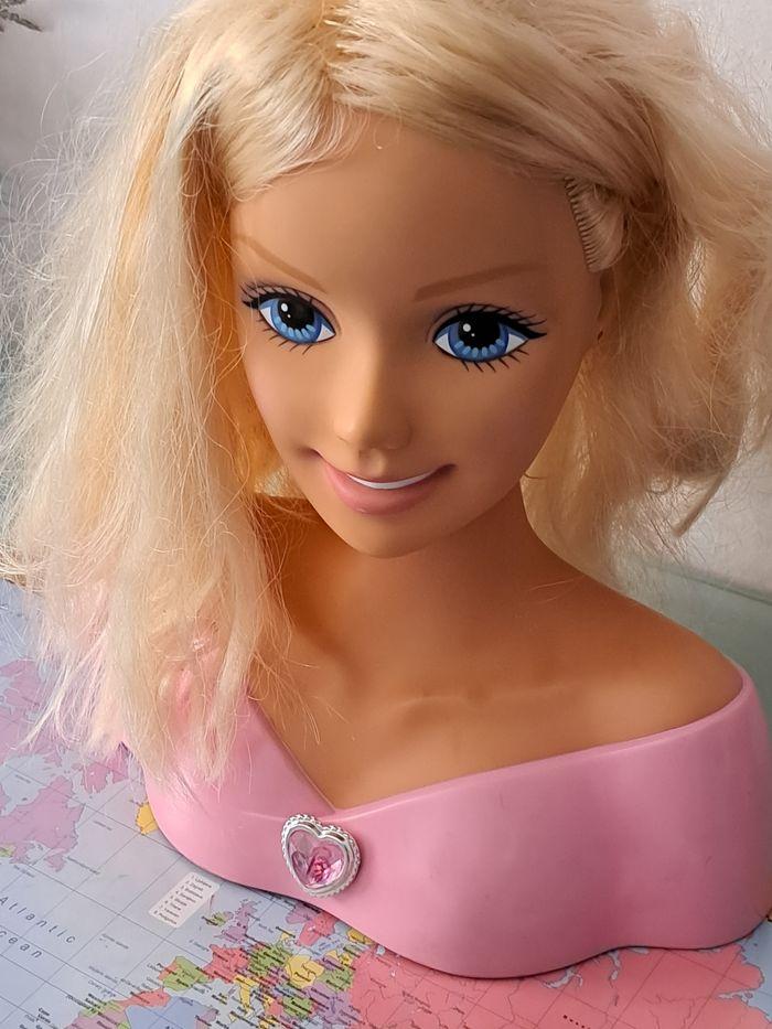 Tête de coiffure Barbie - photo numéro 9