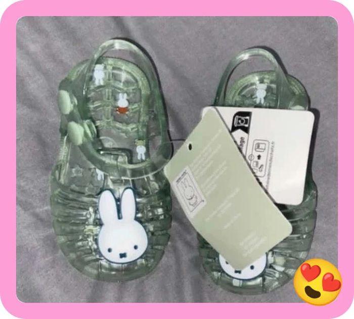 🐣 sandale de plage / méduse édition limitée Miffy 17-18 🐣 - photo numéro 2