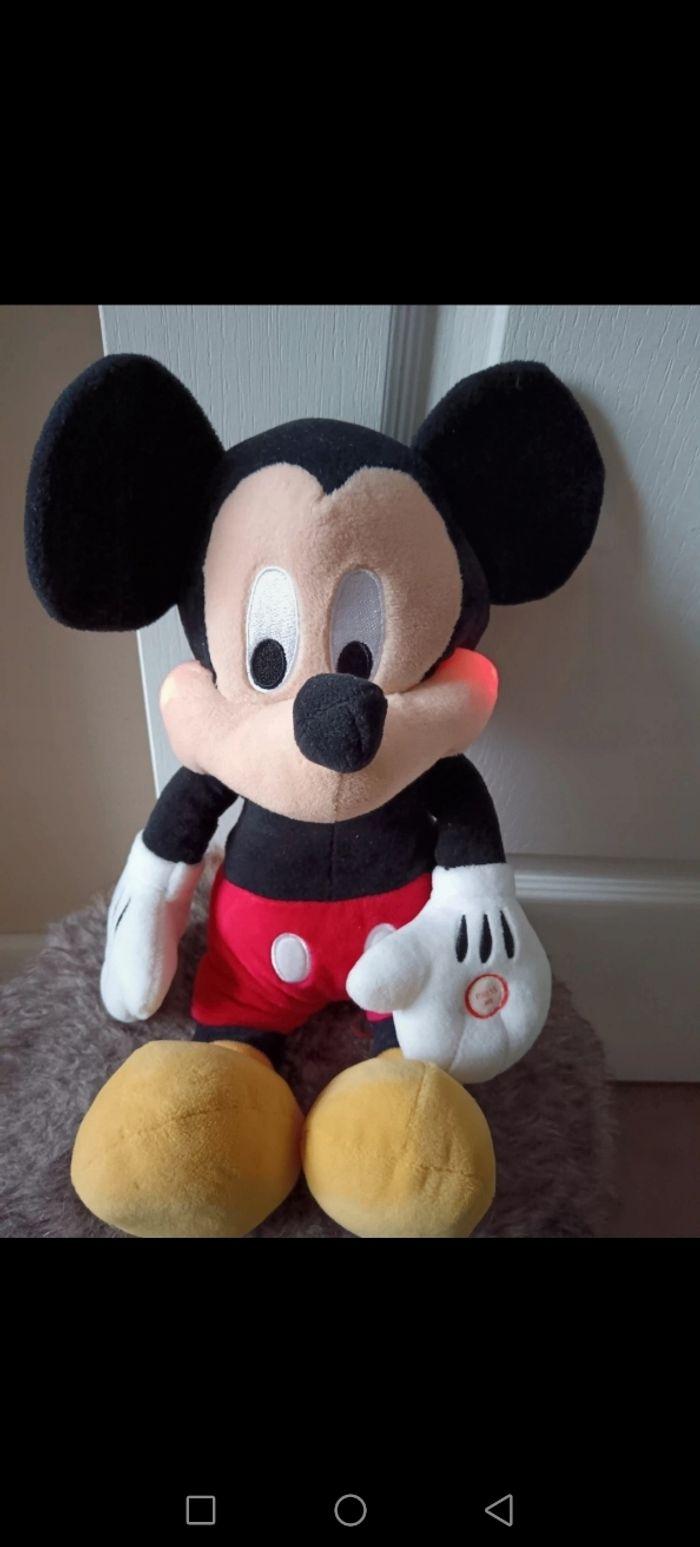 Peluche lumineuse Mickey - photo numéro 1