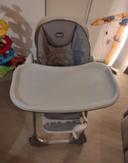 Chaise haute bébé avec table marque Chicco