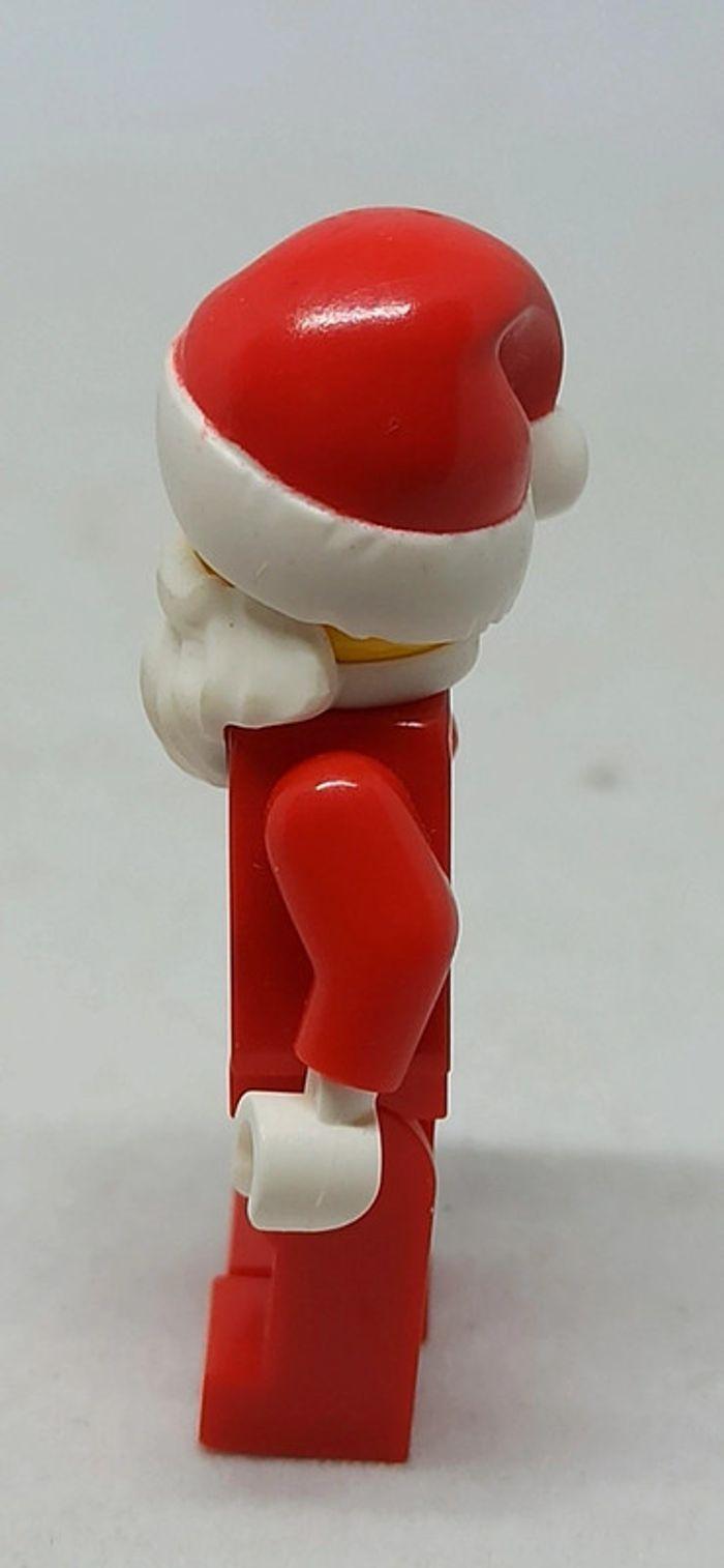 Figurine homme père noel lego - photo numéro 3