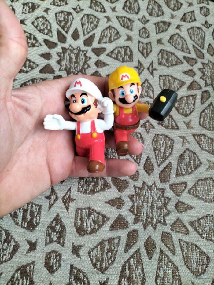 Lot de 2 figurines Super Mario - photo numéro 1