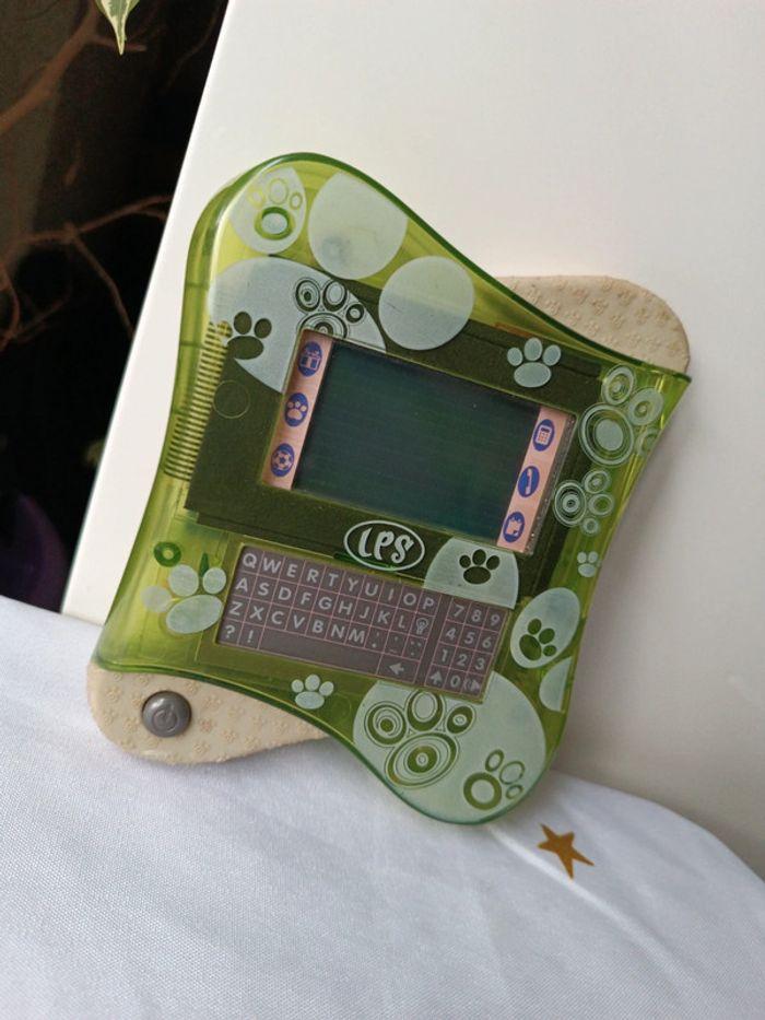 Lps little petshop électronique console chien vert green Tamagotchi tablette figurine ours bear - photo numéro 7