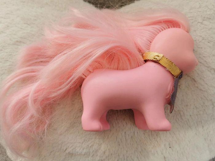 Figurine vintage années 1986 Lady Lovely Locks Doll - silky pop pink dog figure - nice - clean - photo numéro 9