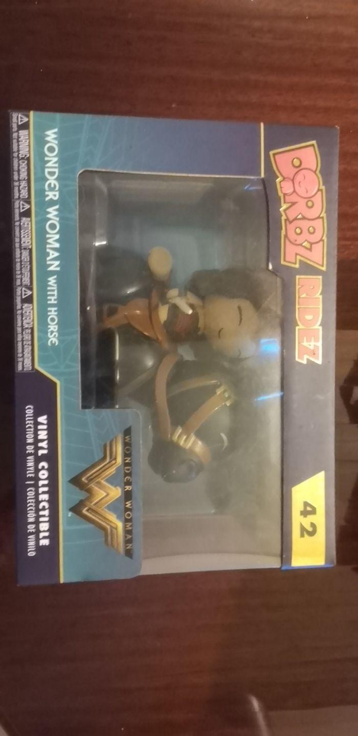 Figurine wonder woman - photo numéro 1