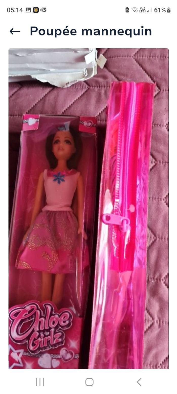 Poupée barbie - photo numéro 4