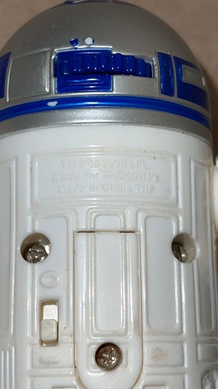 Mac Donald’s 2009 - Guerre des étoiles - Figurine R2 -D2 11cm - photo numéro 8