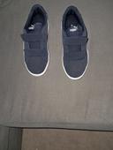 Paire baskets puma neuves taille 34