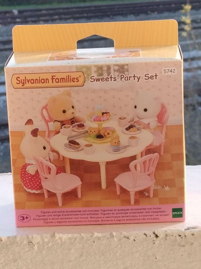 Sylvanian famille la table du goûter - photo numéro 1