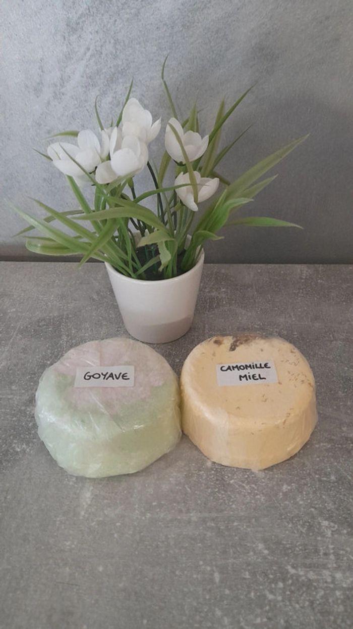 Lot de 2 Gros Galets de bain effervescent 200gr - Goyave et Camomille Miel