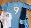 Haaland Manchester City taille 10 ans modèle 2025 kit complet