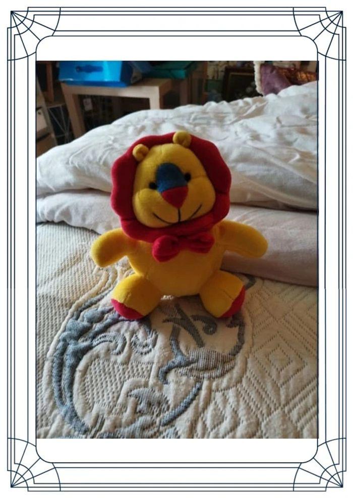 Mini peluche lion rouge et jaune - photo numéro 1