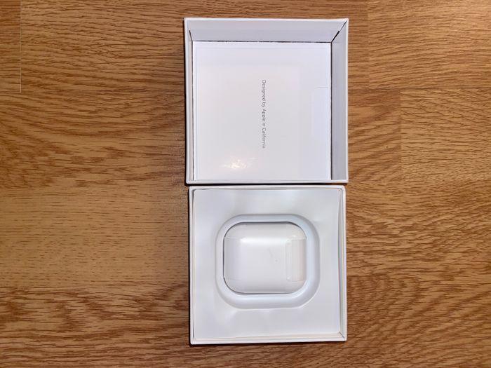 AirPods 2 - photo numéro 3