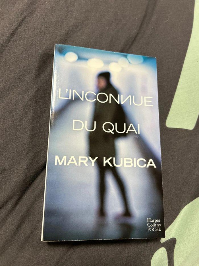 Livre l’inconnue du quai - Mary Kubica - photo numéro 1