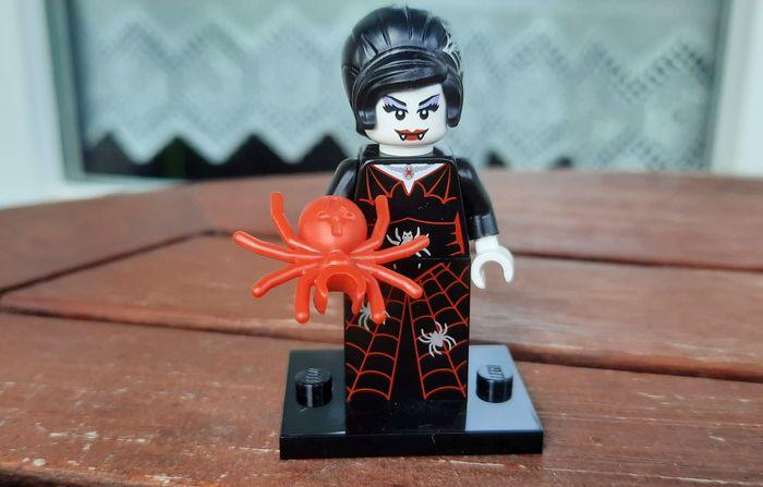 Neuf - LEGO Minifig Femme araignéee - photo numéro 1