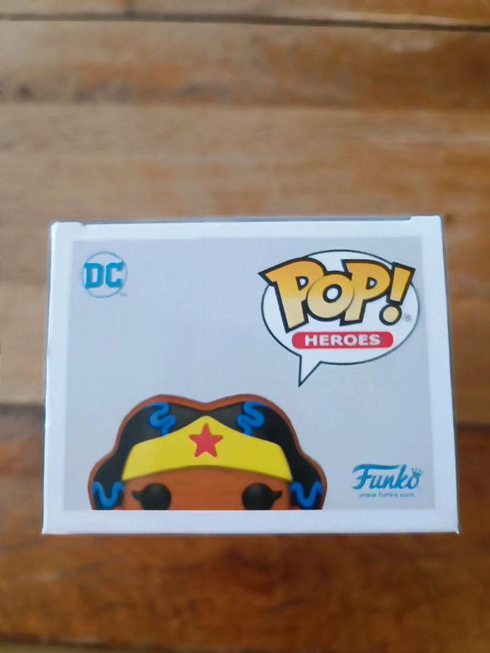 Funko pop Wonder woman 446 - photo numéro 5