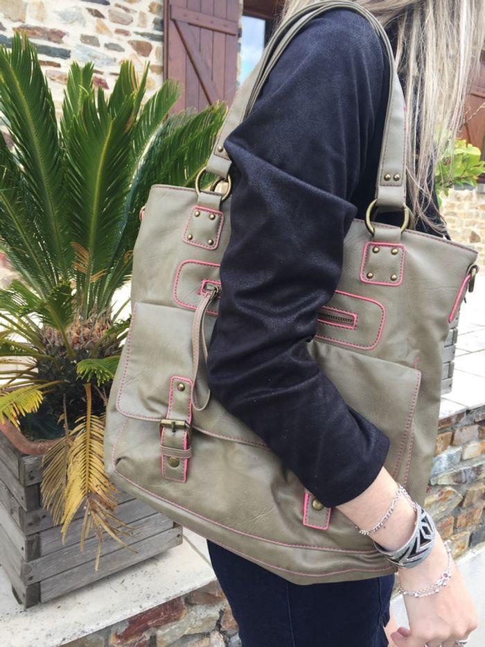 Sac taupe et rose de chez Camaïeu - photo numéro 2