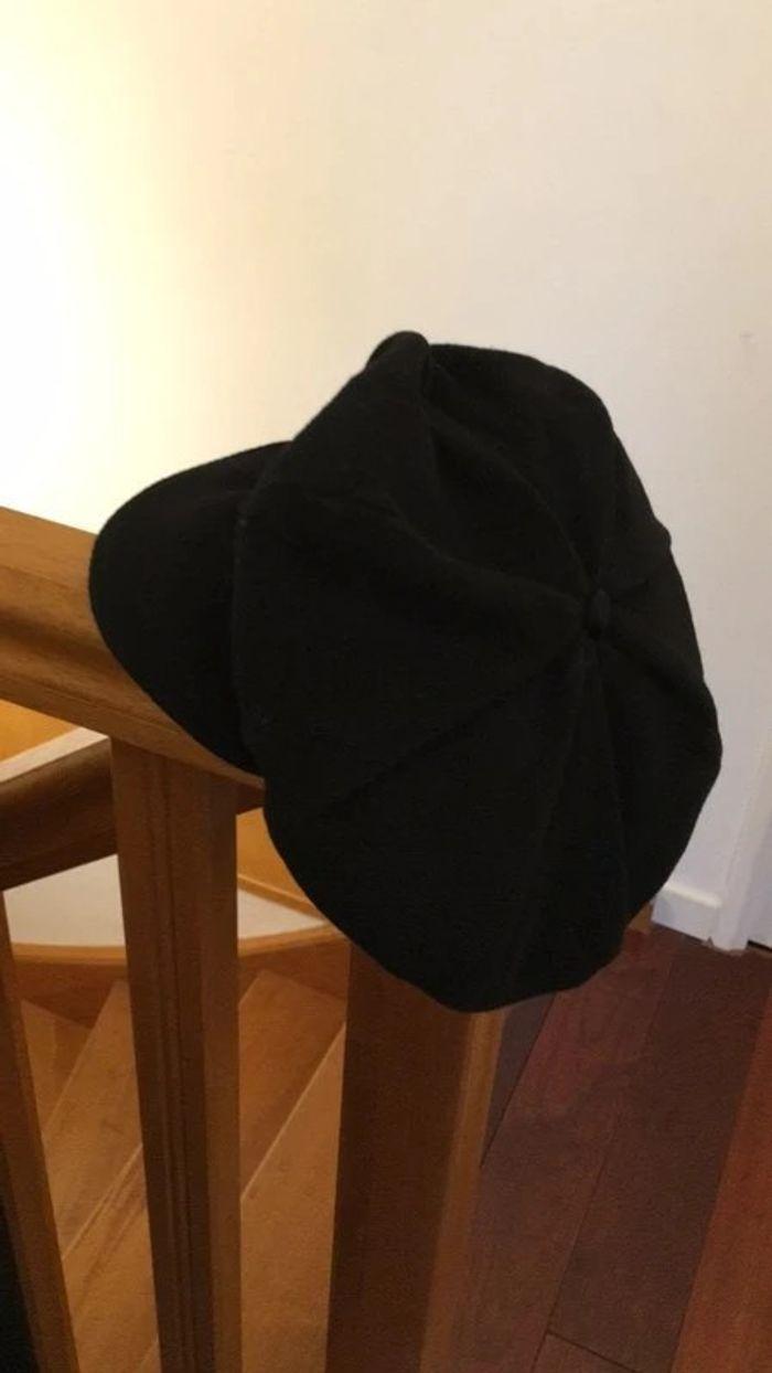 Grande casquette noire - photo numéro 1