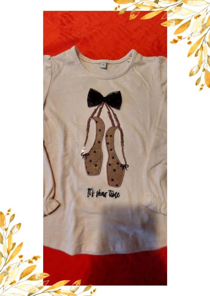 Tee-shirt fantaisie chaussons danse fille 4 ans - photo numéro 3