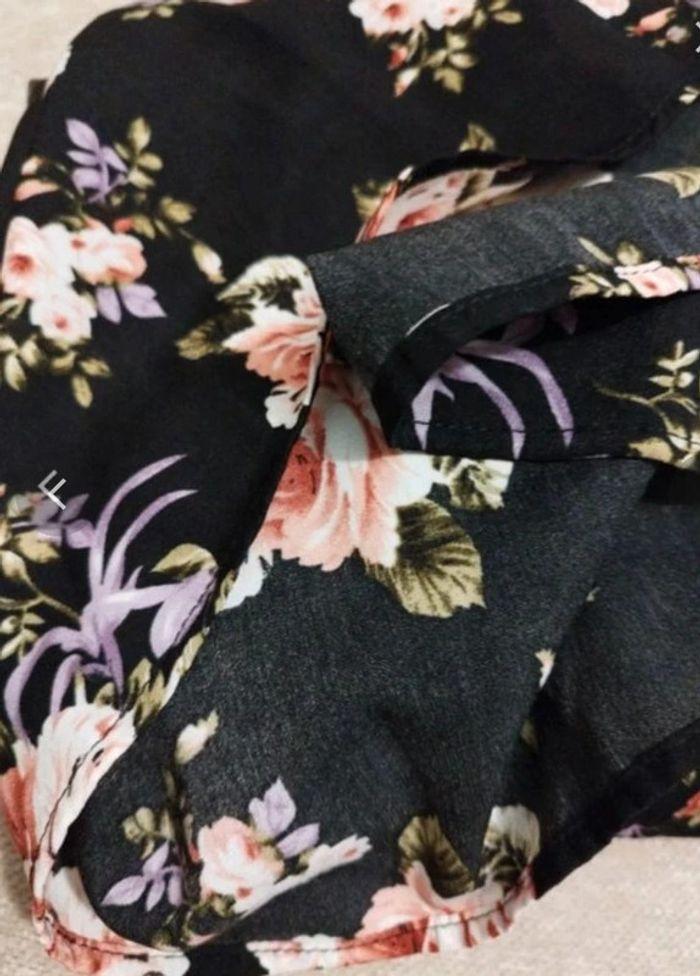 Robe noire fine en polyester a fleurs multicolores femme taille 36 , S 🖤 - photo numéro 8