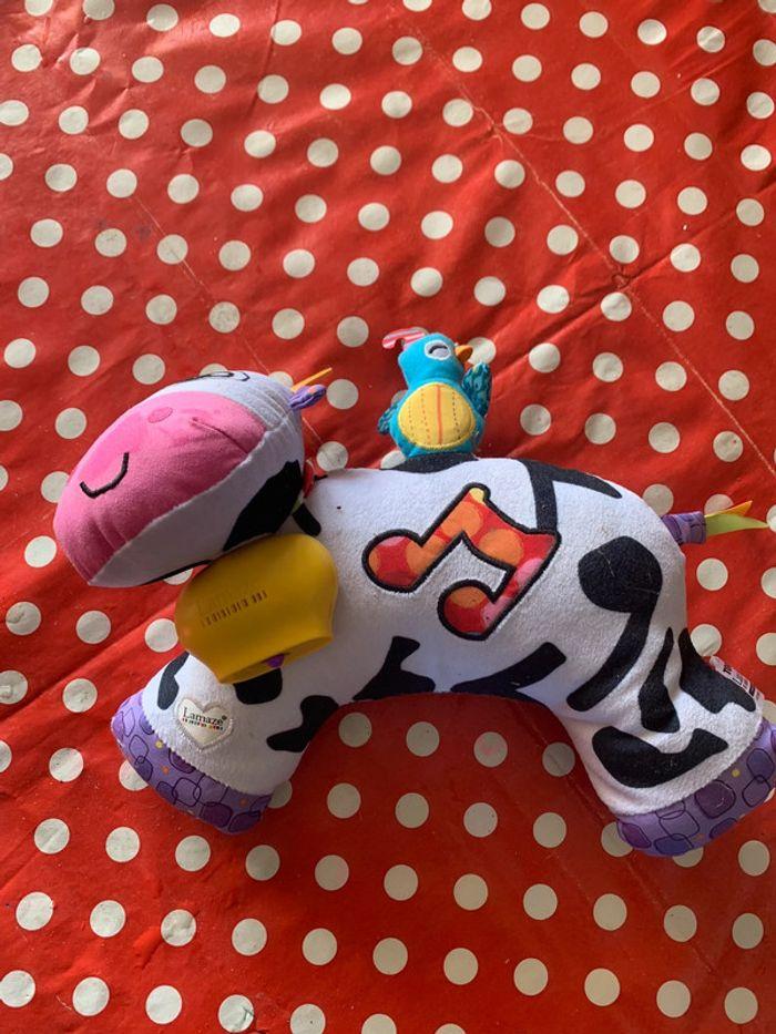 TOMY Lamaze Doudou La vache musicale - photo numéro 1