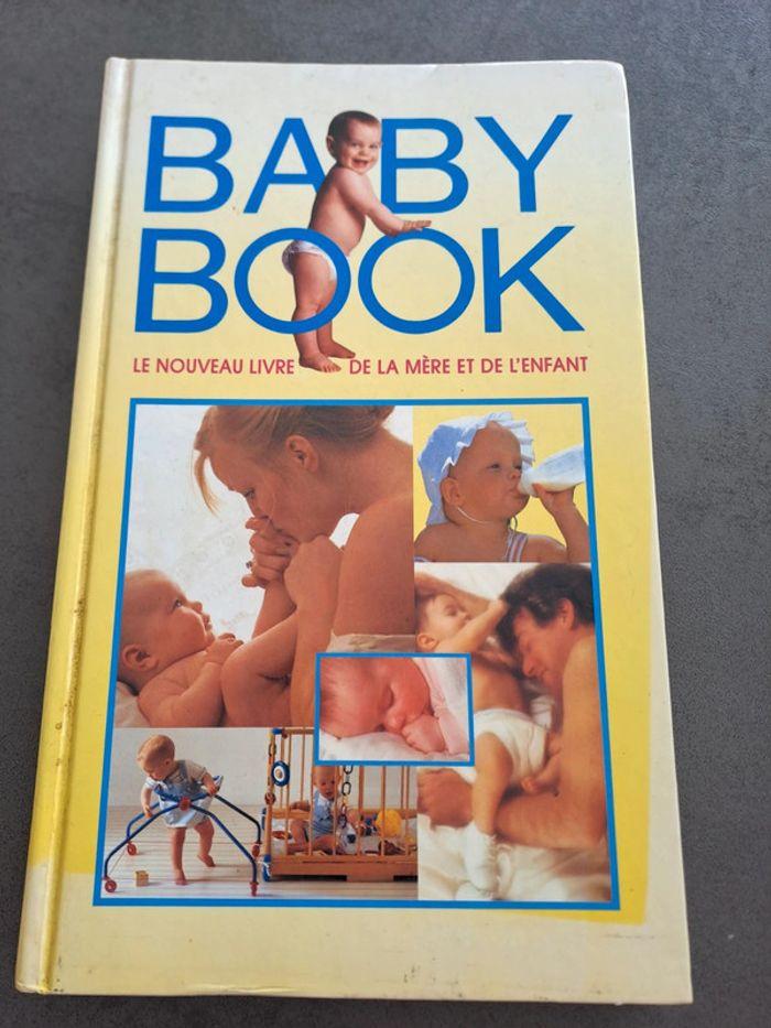 Baby book - photo numéro 1